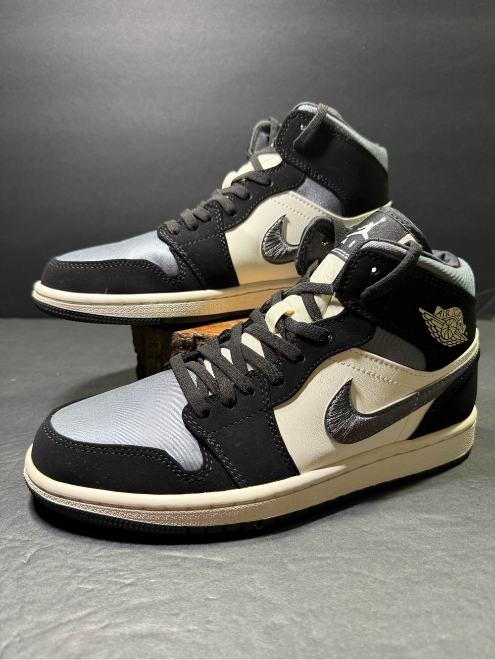 Air Jordan 1 Mid SE Satin Smoke Grey Black Sneakers Size- 8.5 Women’s or Men’s 7